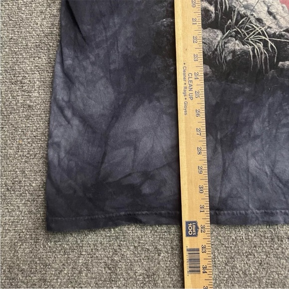 Vintage The Mountain T Shirt Mens XL Patriotic Wolves Howling Blue Tie Dye 2013 - Picture 3 of 9
